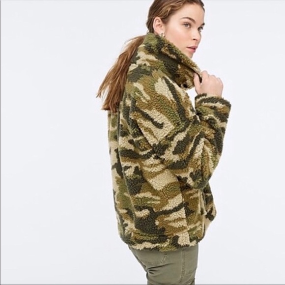 J.crew camo fleece - Picture 2 of 5